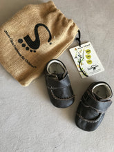 Load image into Gallery viewer, Little Soles, Baby Shoes, Leather