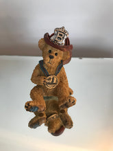 Load image into Gallery viewer, Boyds Resin, U.B. Brave, Ornament