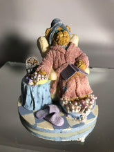 Load image into Gallery viewer, Boyds Bears, Madge be Pampered