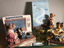 Load image into Gallery viewer, Boyds Bear, Miss Wise with Newton
