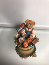 Load image into Gallery viewer, Boyds Resin, Jar Topper