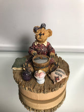 Load image into Gallery viewer, Boyds Resin, Jar Topper