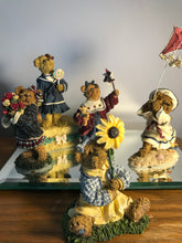 Load image into Gallery viewer, Boyds, Rosalie, Love is in the Air