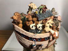 Load image into Gallery viewer, Boyds Resin, Noah and Company