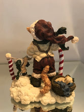 Load image into Gallery viewer, Boyds Resin, Purrstone, Mrs. Claus and Suds,