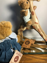 Load image into Gallery viewer, Boyds, Hailey, Austin and Stretch