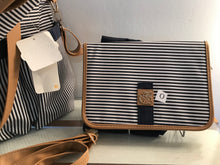 Load image into Gallery viewer, Document Cover, Mayoral