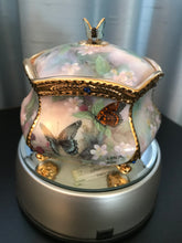 Load image into Gallery viewer, Bradford, Music Box, Flights of Fancy