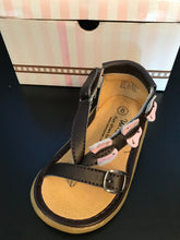 Load image into Gallery viewer, Wee Squeak, Shoes, Children's