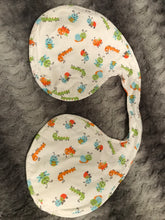 Load image into Gallery viewer, Burp Cloth/Bib, 2 in 1