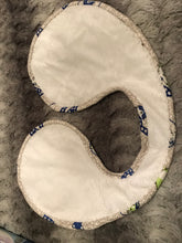 Load image into Gallery viewer, Burp Cloth/Bib, 2 in 1