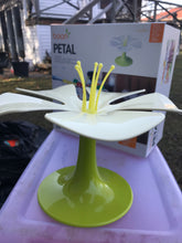 Load image into Gallery viewer, Boon, Petal Pouch Storage