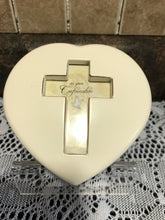 Load image into Gallery viewer, Petite Heart, Music Box, Cottage Garden