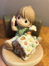 Load image into Gallery viewer, Precious Moments, Porcelain Figurines