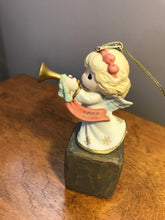 Load image into Gallery viewer, Precious Moments, Baby's First, Dated Ornaments, Christmas
