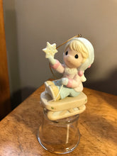 Load image into Gallery viewer, Precious Moments, Ornaments and Porcelain Figure