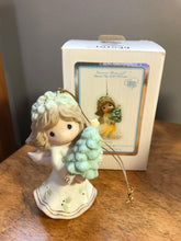 Load image into Gallery viewer, Precious Moments, Ornaments and Porcelain Figure