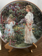 Load image into Gallery viewer, Plates, Sandra Kuck/Mothers Day Collection
