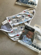 Load image into Gallery viewer, Mum 2 Mum, Bandana Bib, Bamboo
