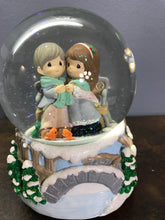 Load image into Gallery viewer, Precious Moments, Musical Waterballs, Snowglobes
