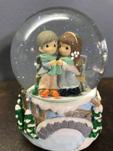 Load image into Gallery viewer, Precious Moments, Musical Waterballs, Snowglobes
