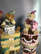 Load image into Gallery viewer, Boyds Resin, Happy Birthday Musical
