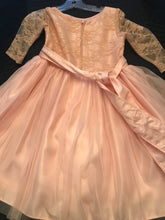 Load image into Gallery viewer, Sweet Kids, Girls Dress, Size 6 years
