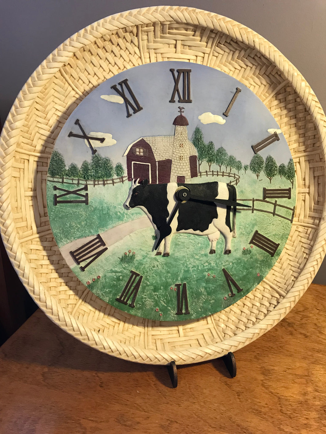 Clock, Farm Cow