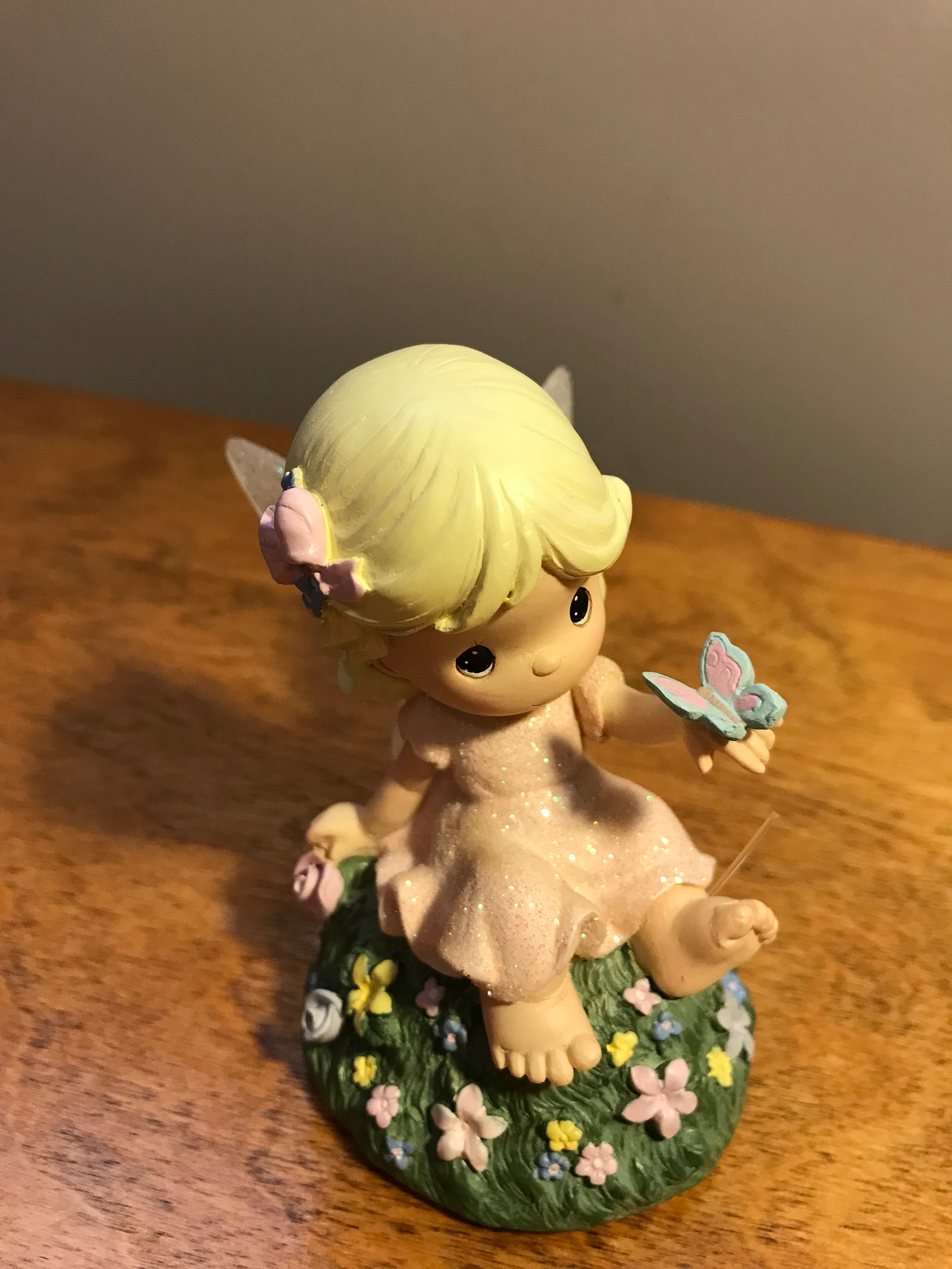 Precious Moments, Fairy w/Butterfly/Sunflower – Dens and Friends
