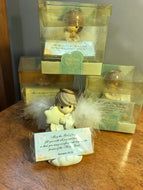 Precious Moments, Angel Figurine w/Prayer Cards