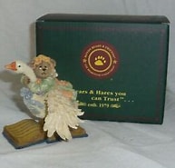 Load image into Gallery viewer, Boyds Resin, Olde Mother Goose
